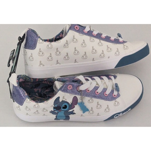 Disney Shoes - Disney Lilo & Stitch Low Top Court Sneakers w/removable keychain. Size 11 NWT